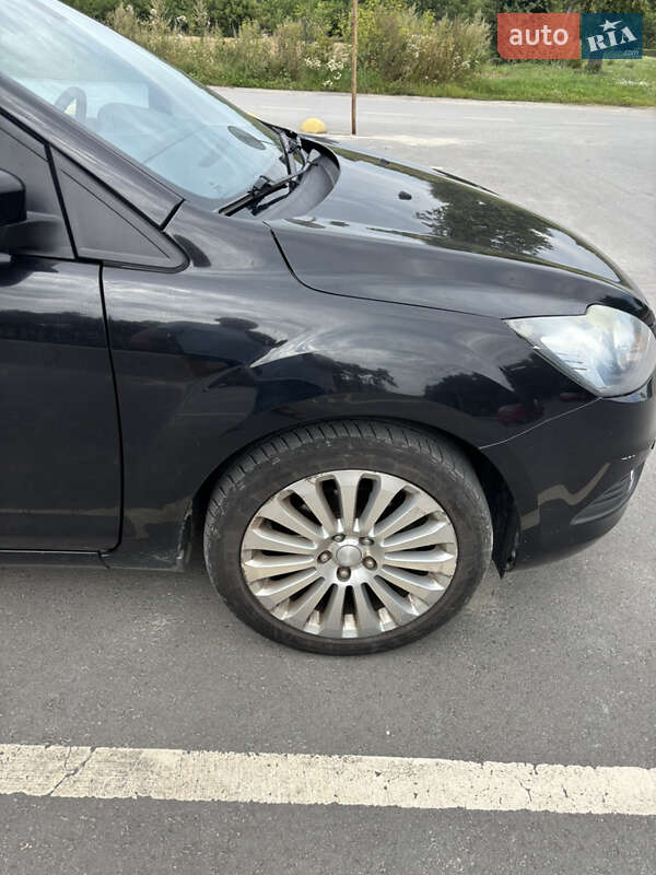 Универсал Ford Focus 2010 в 