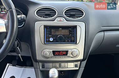 Универсал Ford Focus 2010 в 