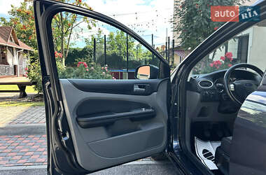 Универсал Ford Focus 2010 в 