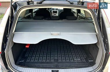 Универсал Ford Focus 2010 в 