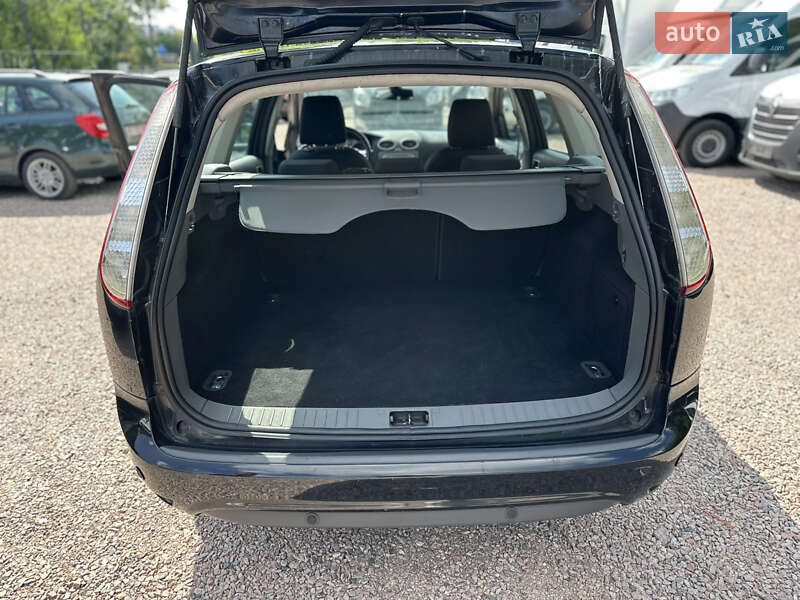 Универсал Ford Focus 2011 в Ровно