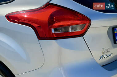 Хэтчбек Ford Focus 2014 в 