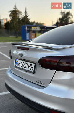 Седан Ford Focus 2016 в 
