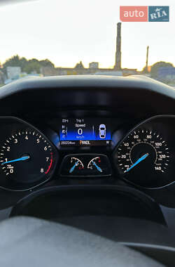 Седан Ford Focus 2016 в 