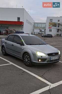 Седан Ford Focus 2005 в Дніпрі