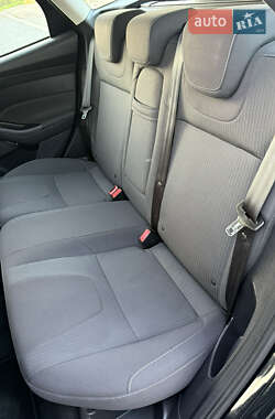 Универсал Ford Focus 2012 в 