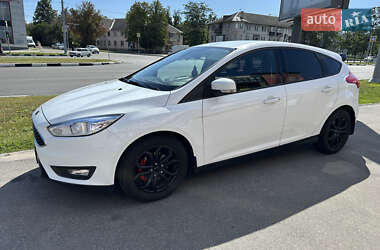 Хэтчбек Ford Focus 2015 в 