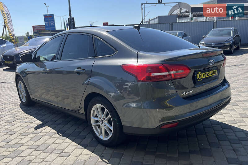Седан Ford Focus 2015 в Мукачево
