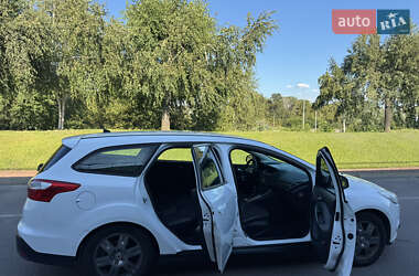 Универсал Ford Focus 2013 в 