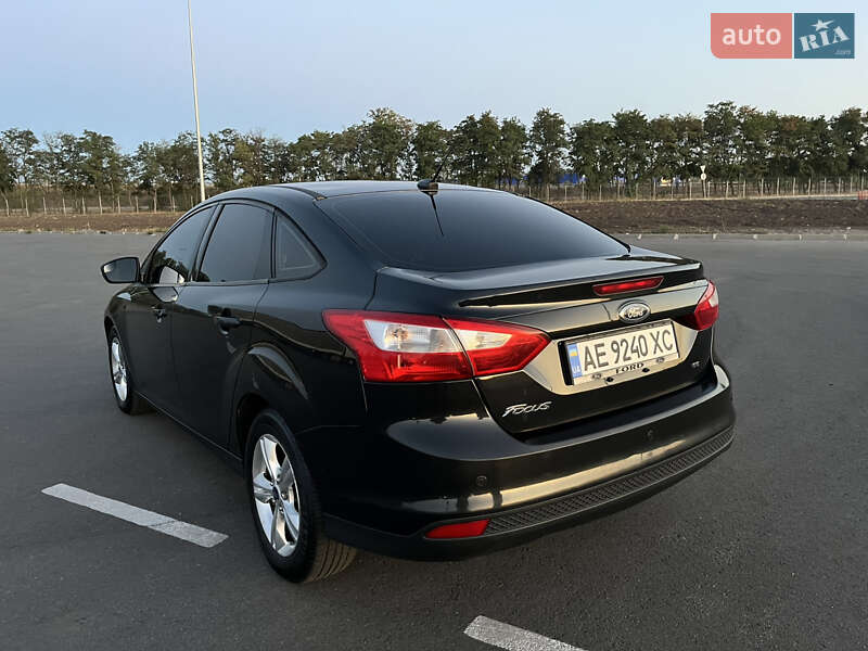 Седан Ford Focus 2013 в Днепре