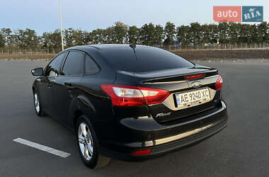 Седан Ford Focus 2013 в 