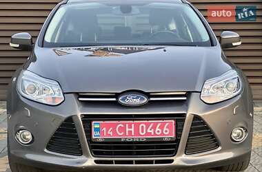 Хэтчбек Ford Focus 2012 в 