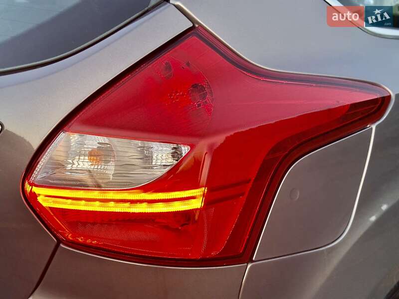 Хэтчбек Ford Focus 2012 в Стрые