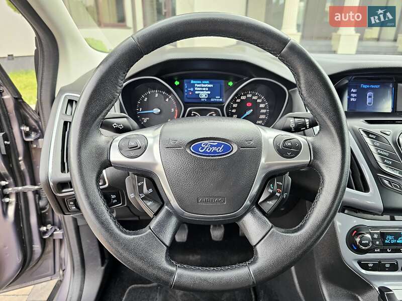 Хэтчбек Ford Focus 2012 в Стрые