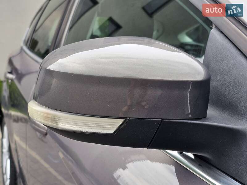 Хэтчбек Ford Focus 2012 в Стрые