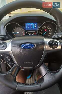 Универсал Ford Focus 2013 в 