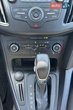 Хэтчбек Ford Focus 2017 в 