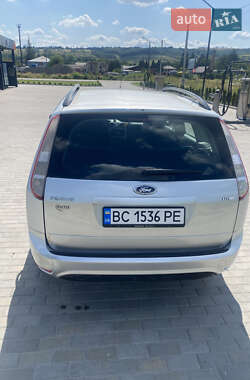 Универсал Ford Focus 2010 в 