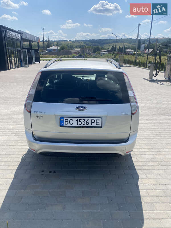 Универсал Ford Focus 2010 в Золочеве
