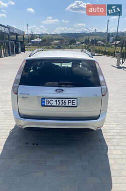 Универсал Ford Focus 2010 в 