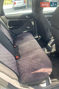 Универсал Ford Focus 2010 в 