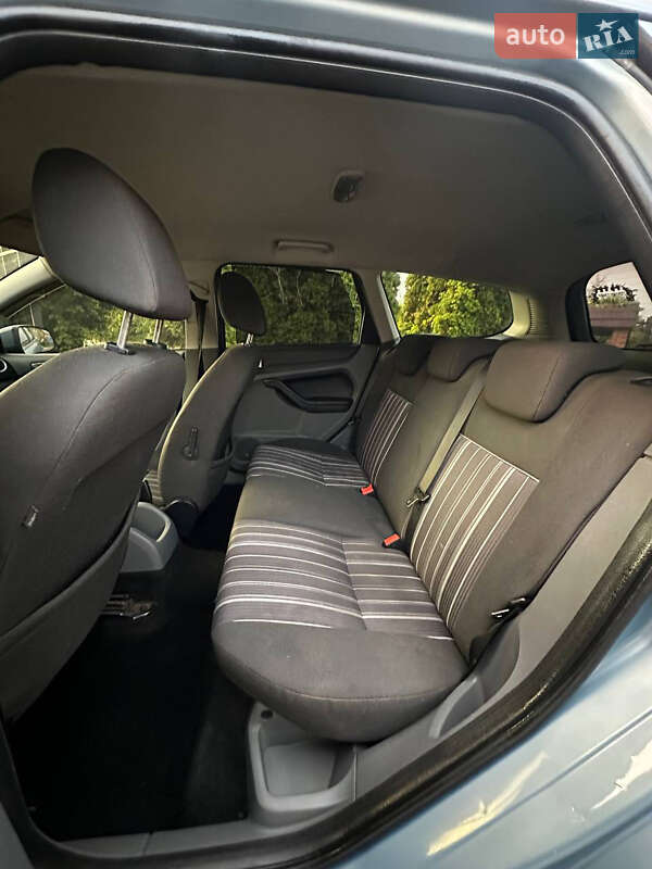 Универсал Ford Focus 2008 в Остроге