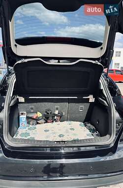 Хетчбек Ford Focus 2016 в 