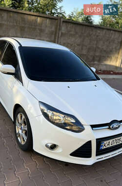 Хэтчбек Ford Focus 2012 в Ирпене