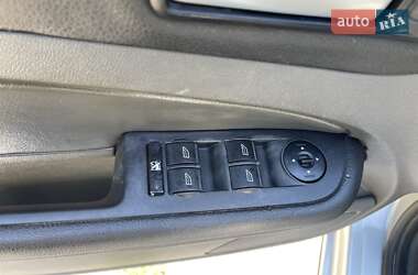 Хэтчбек Ford Focus 2006 в 