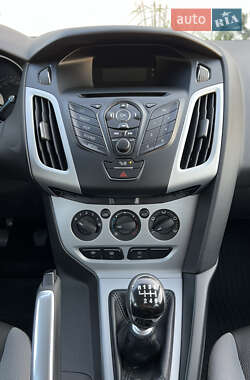 Универсал Ford Focus 2012 в 