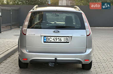 Универсал Ford Focus 2010 в 