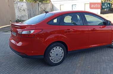 Седан Ford Focus 2011 в 