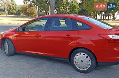 Седан Ford Focus 2011 в 