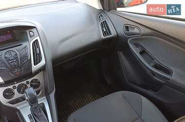 Седан Ford Focus 2011 в 