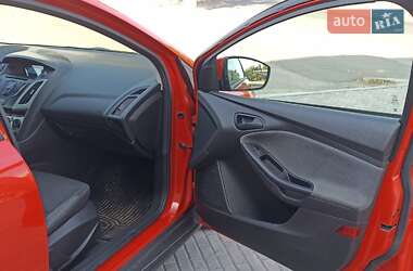 Седан Ford Focus 2011 в 
