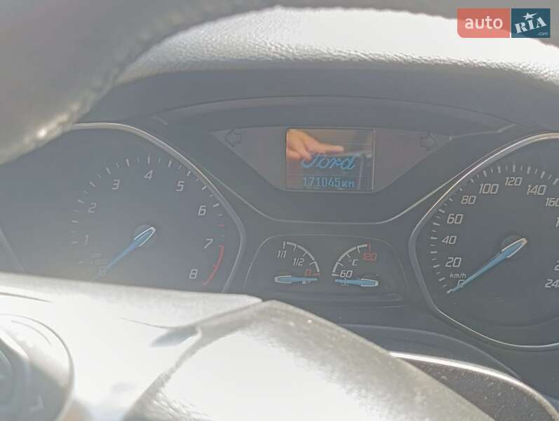 Хэтчбек Ford Focus 2013 в Ширяево