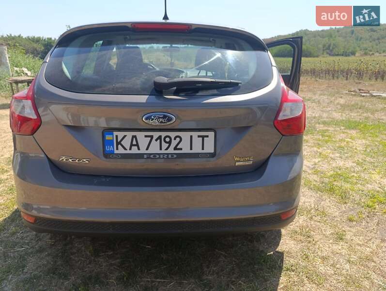 Хэтчбек Ford Focus 2013 в Ширяево