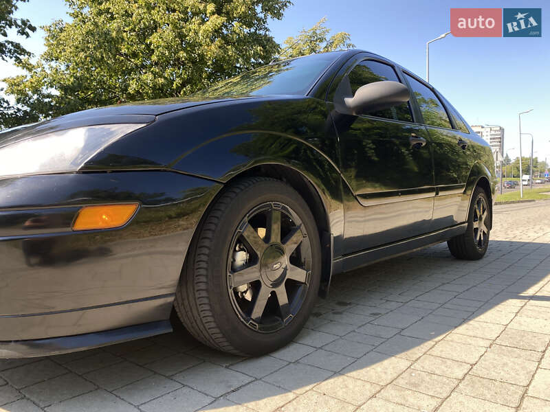 Седан Ford Focus 2000 в Львове