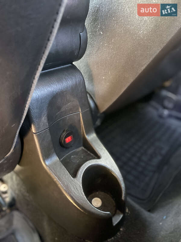 Седан Ford Focus 2000 в Львове