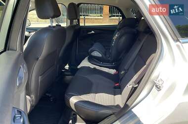 Хэтчбек Ford Focus 2018 в 