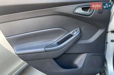 Хэтчбек Ford Focus 2018 в 