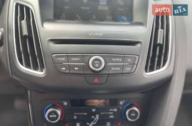 Хэтчбек Ford Focus 2018 в 