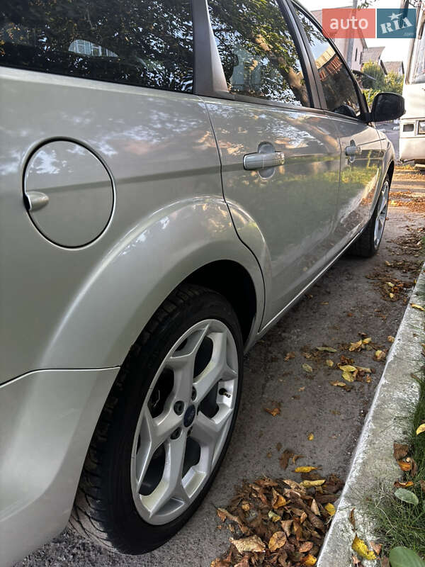 Универсал Ford Focus 2008 в Заре