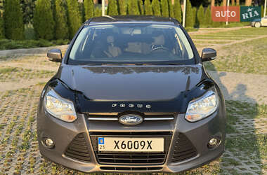 Седан Ford Focus 2013 в 