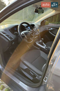 Седан Ford Focus 2013 в 