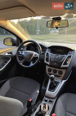 Седан Ford Focus 2013 в 