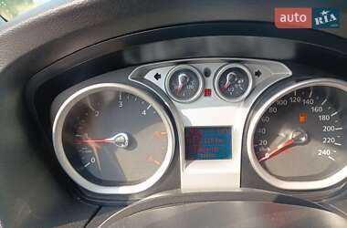 Универсал Ford Focus 2010 в 