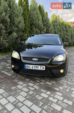 Седан Ford Focus 2005 в 