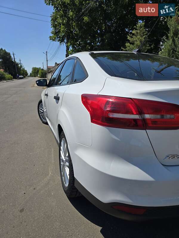 Седан Ford Focus 2015 в Одессе