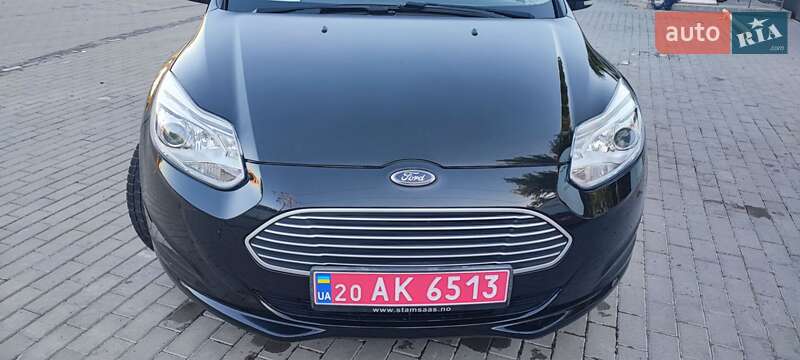 Хэтчбек Ford Focus 2013 в Каменец-Подольском